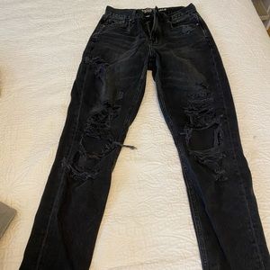 Black ripped American eagle jeans